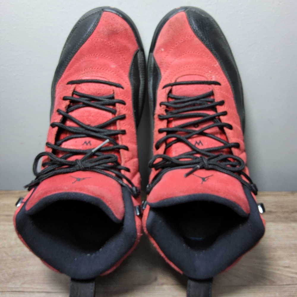 Jordan 12 Retro Reverse Flu Game Size 10.5 - Picture 9 of 13